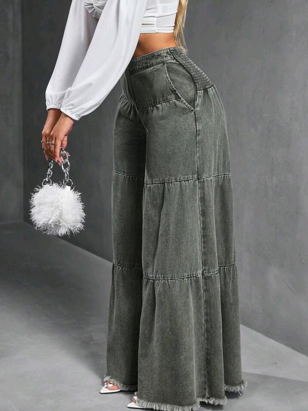 High-Waist Tiered Wide-Leg Jeans - Charcoal Gray
